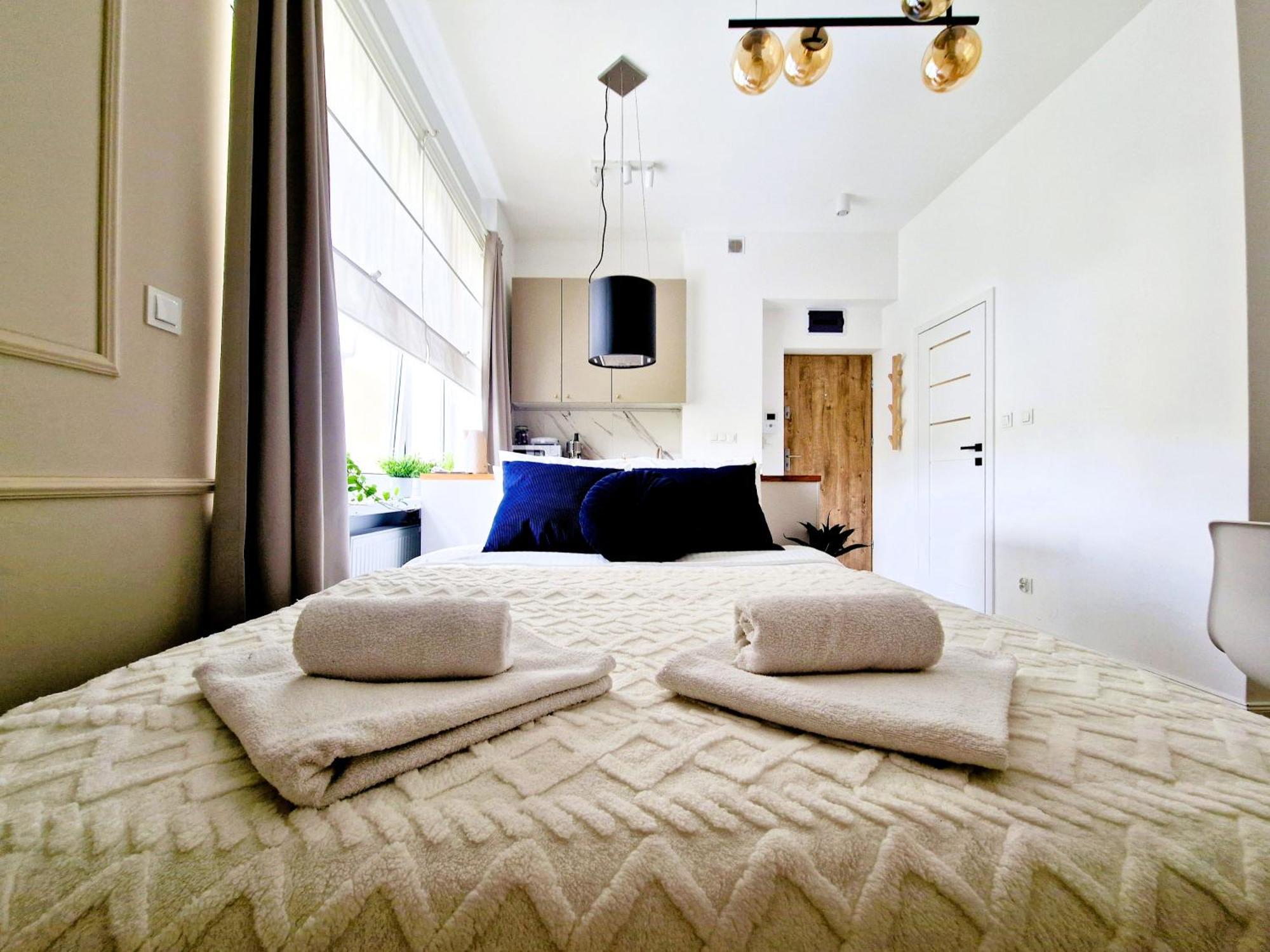 J&W Apartments Grojecka Glam Flat Warszawa Exteriör bild