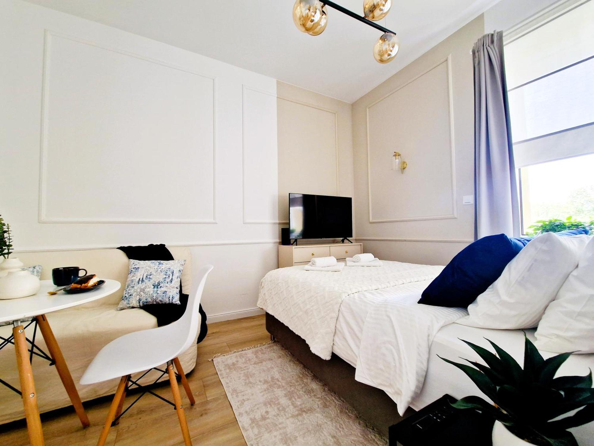 J&W Apartments Grojecka Glam Flat Warszawa Exteriör bild